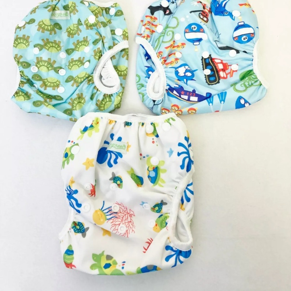 Wegreeco swim diaper set of 3. BNWT in package. L.